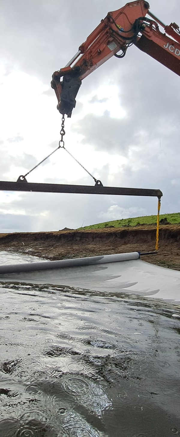 Herstellen talud Poelen1